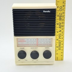 Vintage Randix Water Resistant AM/FM Shower Radio Battery Operated Works