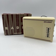 Diplomat AM/FM Portable Pocket Transistor Radio – #15023 – Tested and Working