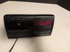 GE Radio Cassette Player Alarm Clock AM/FM Radio 7-4915A Cassette Does Not Work
