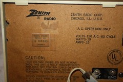 1968 Vintage ZENITH MODEL Z412 FM/AM TABLE RADIO – « THE ASTOR » USED
