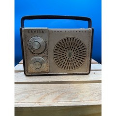 Zenith Royal 490L « Long Distance » Portable Radio – (Chassis 7KT45Z1)