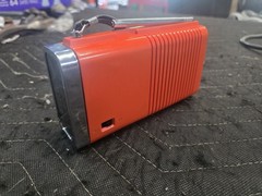 Vintage Philco Ford R131 AM/FM Orange Portable Transistor Radio Pocket 1970&rsquo;s