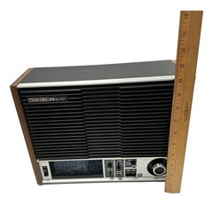 Vintage Radio Toshiba Model RH-541F Black Wood Veneer Japan c 1973