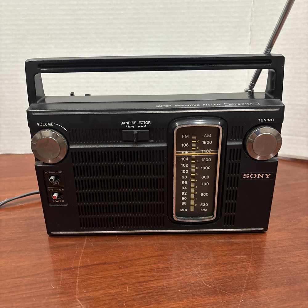 Sony TFM 7150W AM/FM Radio Transistor Black Vintage ***Works