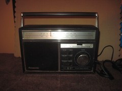 Vtg. Panasonic AM/FM radio AC/DC Model RF-590 Tested, Works Good, Uses D Battery