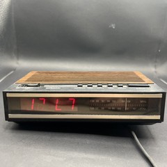 Sears Alarm Clock AM/FM Radio Model 225.23154.650 SR2000 Vintage Shop Clock