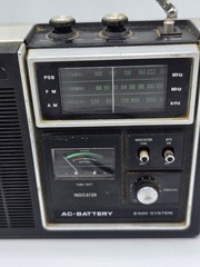 Panasonic RF-1060 3-Band Portable Radio AM FM PSB AC Battery Japan