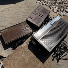 Lot 3 Vintage Clock Radios GE Flip Realistic Chronomatic 251 Magnavox D3150