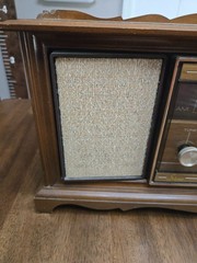 Vintage GE T1060A Solid State AM/FM Stereo Radio Wood Tabletop 23” WORKS