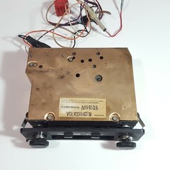 1977-1982 Porsche 924 AM FM Cassette Radio Player