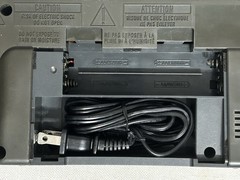 Vintage GE Portable AM/FM Radio Model 7-2662A 2-Band Receiver AC/DC Tested