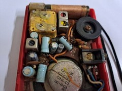 National R 1007 Radio China Vintage Pocket Radio