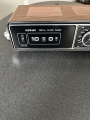 Unimark Digital FM/AM Vintage Clock Radio 113P Flip/Roll Numbers, Works Great!
