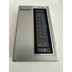 VINTAGE *New in Box* Panasonic RF-444 Portable am/fm Radio Walkman