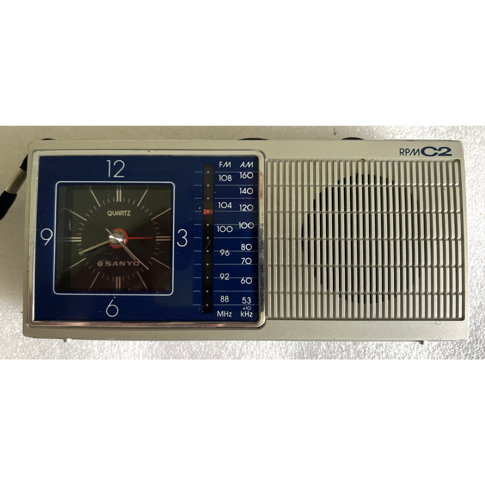 Vintage Sanyo RPM-C2 AM/FM Portable Transistor Radio Quartz Clock Tested Works