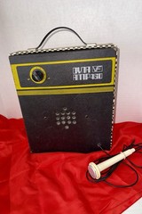 DynAmp VF950 Vintage Portable Radio/PA Speaker, Carry Handle, Wired Mic