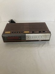 VINTAGE LLOYD&rsquo;S FM STEREO / AM DUAL ALARM CALENDAR CLOCK – J 259