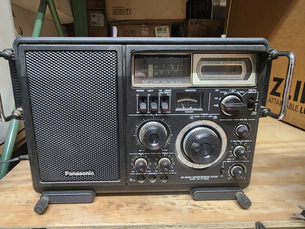 Panasonic RF-2800