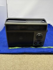Vintage Radio Shack Portable AM FM 2 Band Radio 12-639A USA – Tested Works
