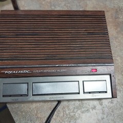 Vintage Realistic Weather Radio Model 12-140. Tested and Working