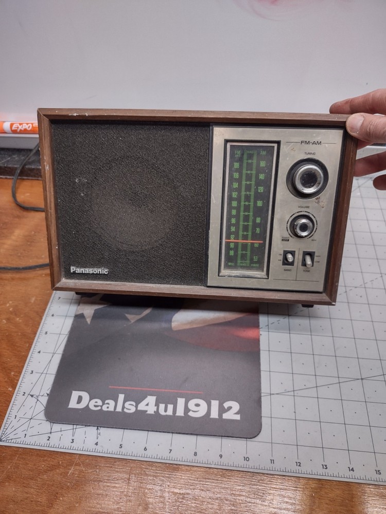 Vintage Mid Century Modern Wood Grain Radio PANASONIC #RE-6286 AM/FM