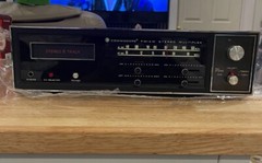 COMMODORE FM-AM STEREO MULTIPLEX / 8 Track Player ( Will Free 2 RCA SPEAKERS )