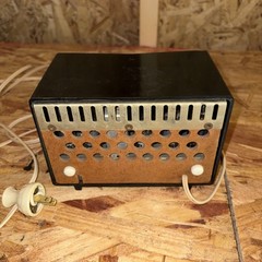 Vintage De Ville Radio, atomic era AM