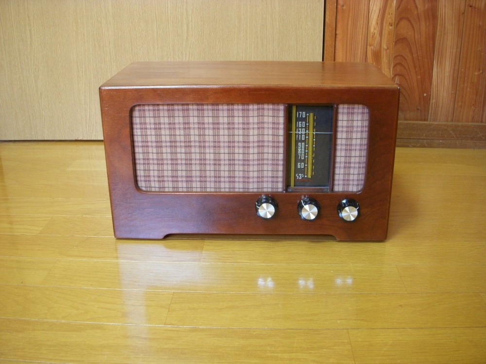 Nostalgic 5-Ball Super Radio Maintenance Item