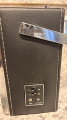VINTAGE ROSS SOLID STATE WORLD MASTER MULTI-BAND PORTABLE RADIO MODEL WORKS