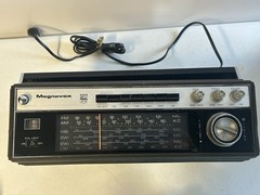 Vintage Magnavox 6 Band Shortwave AM/FM Radio 1R1214 Works Great Free Shipping!