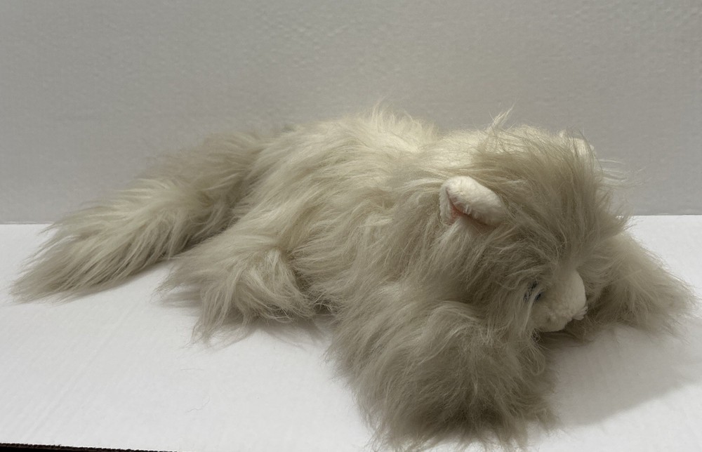 Vintage 1980s Radio Shack Plush Cat AM/FM Radio Fluffy White Persian Kitty WORKS