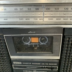 General Electric Model 3-5251A AM/FM Stereo Cassette Recorder VTG Boombox 70-80s