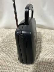 GE General Electric Portable Radio 7-2664A AC/DC AM/FM Vintage