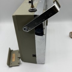 VINTAGE Hitachi Model KH-1016H Radio AM/FM Portable Transistor Works Tested Read
