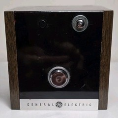Vintage General Electric Aztec AM/FM Calendar Radio *Working*