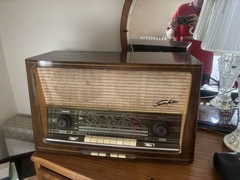 SABA Meersburg Vintage Tabletop Tube Radio, Shortwave, Wood Cabinet