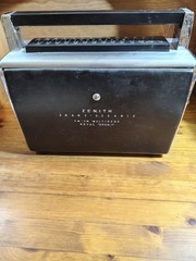 Vintage Zennith Royal 3000 Multi Band Radio