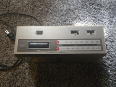 Vintage GE Quartz Analog Clock Radio AM/FM Snooze Alarm 7-4657A Tested Works