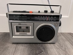 Sears Roebuck & Co, USA model 304.21201250 radio/tape Works