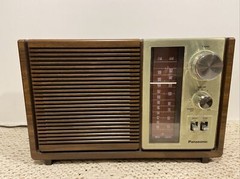 Vintage 1970’s Panasonic Model No. RE-6280 AM-FM Radio- Works