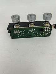 Magnavox D8200 Volume Balance Tone Control PCB w/ Chrome Knobs – Tested