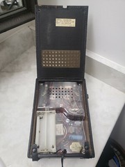 Lloyds 9N57B-37A Solid State 5 Band Shortwave Radio TESTED