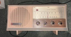 Vintage MC Panasonic RE-746- 2 Band System AM/FM/AFC FM Solid State Radio
