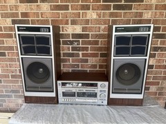 🍊Vintage 1980s Soundesign 5642 Stereo/ Cassette Tape Player w/0707A Speakers!