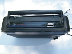 Vintage GE Superadio III Long Range High Performance AM/FM Super Radio 7-2887A