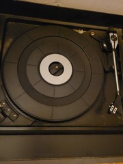 RANDIX ACR-216 Music Center Record Player , AM/FM Radio , Stereo , Twin Cassette