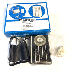 Electra Model R-700 Portable Radio In Original Box From WSAI Radio