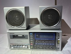 SounDesign AM/FM Clock Radio Cassette Recorder Model 3883 W/ Speakers Working