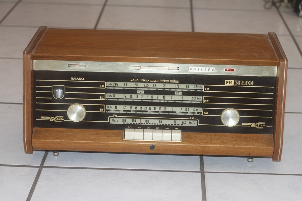 Vintage Working Table Top Stereo w/ tuning eye Philips B5X43A Made in Holland