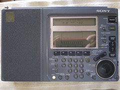 Sony ICF-SW77 Radio Excellent Condition see description. Only AM band works